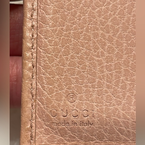 Gucci Leather Compact Wallet - Picture 7 of 10